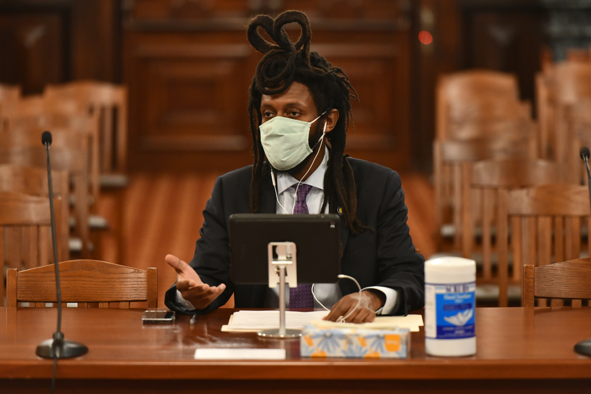 2021.05.04 Simmons Hair bill passes committee